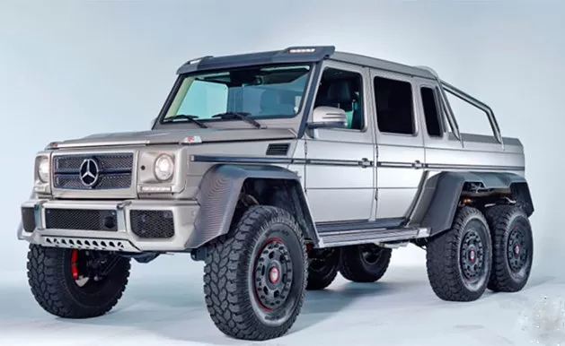 1019 Hv Ja Hintaa 24 Miljoonaa Tämä Auto Kestää Kevyen